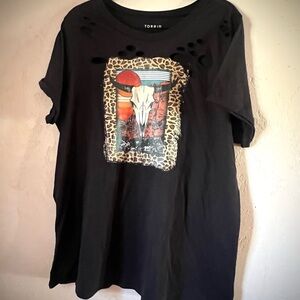 Torrid Black Short Sleeve Distressed Graphic Tee with Bull Skull 2XL